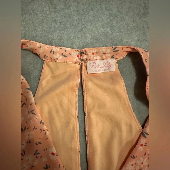 Pink Lily pink floral romper size S - Picture 3 of 4